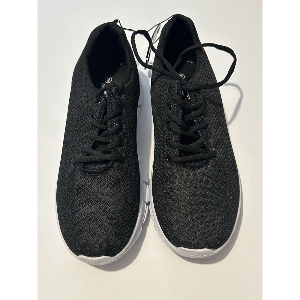 NWT Pro Player Mens Shoes, Size 9